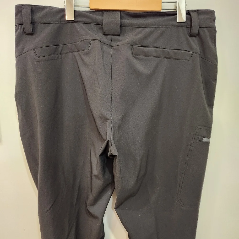 Helly Hansen Pants Mens 38x31 Black Performance Wear Hiking Stretch *China - Picture 4 of 13